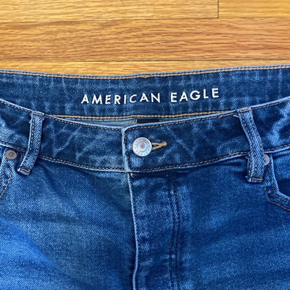 American Eagle Tomgirl Jeans - Picture 3 of 5